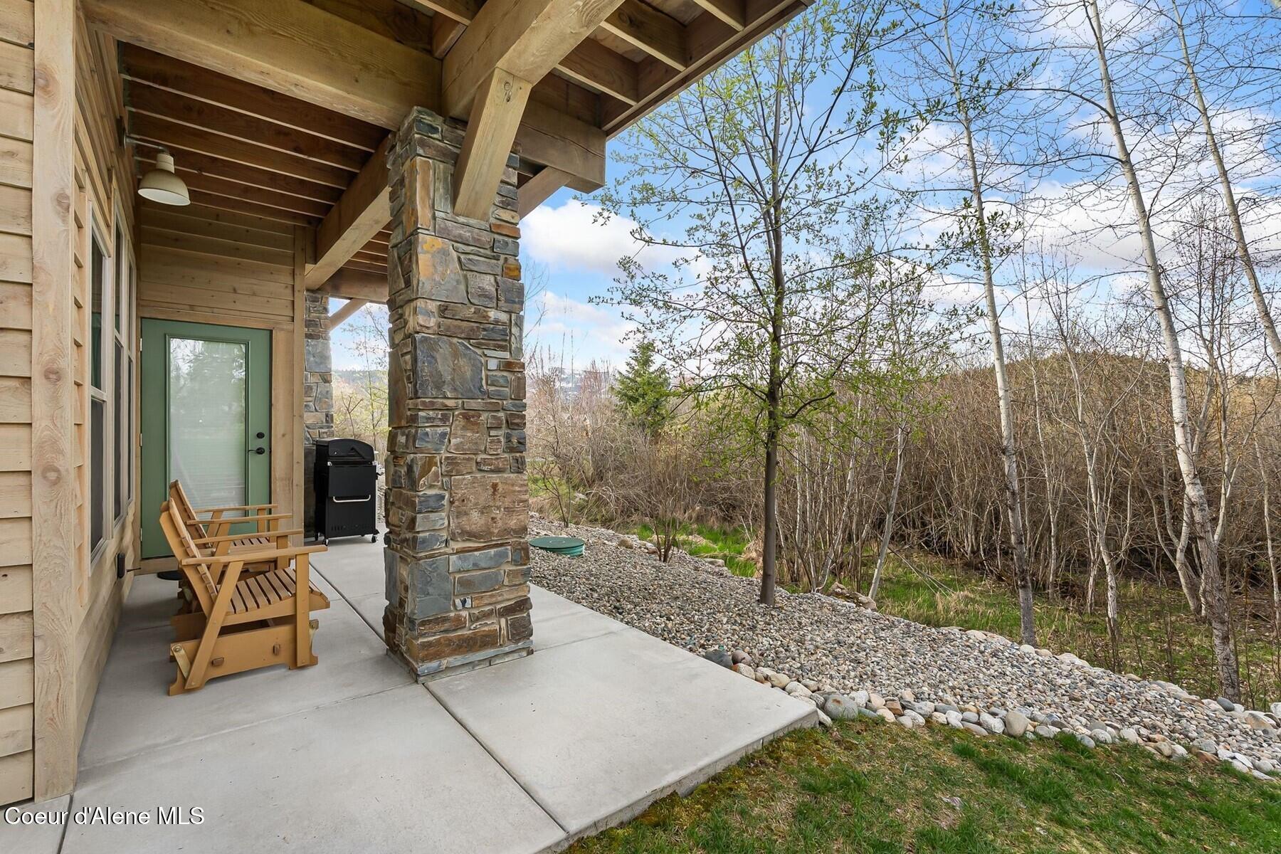 512 Guthrie Place, Unit 701 Dover, ID 83825 - Photo 34 of 40 Rear Porch