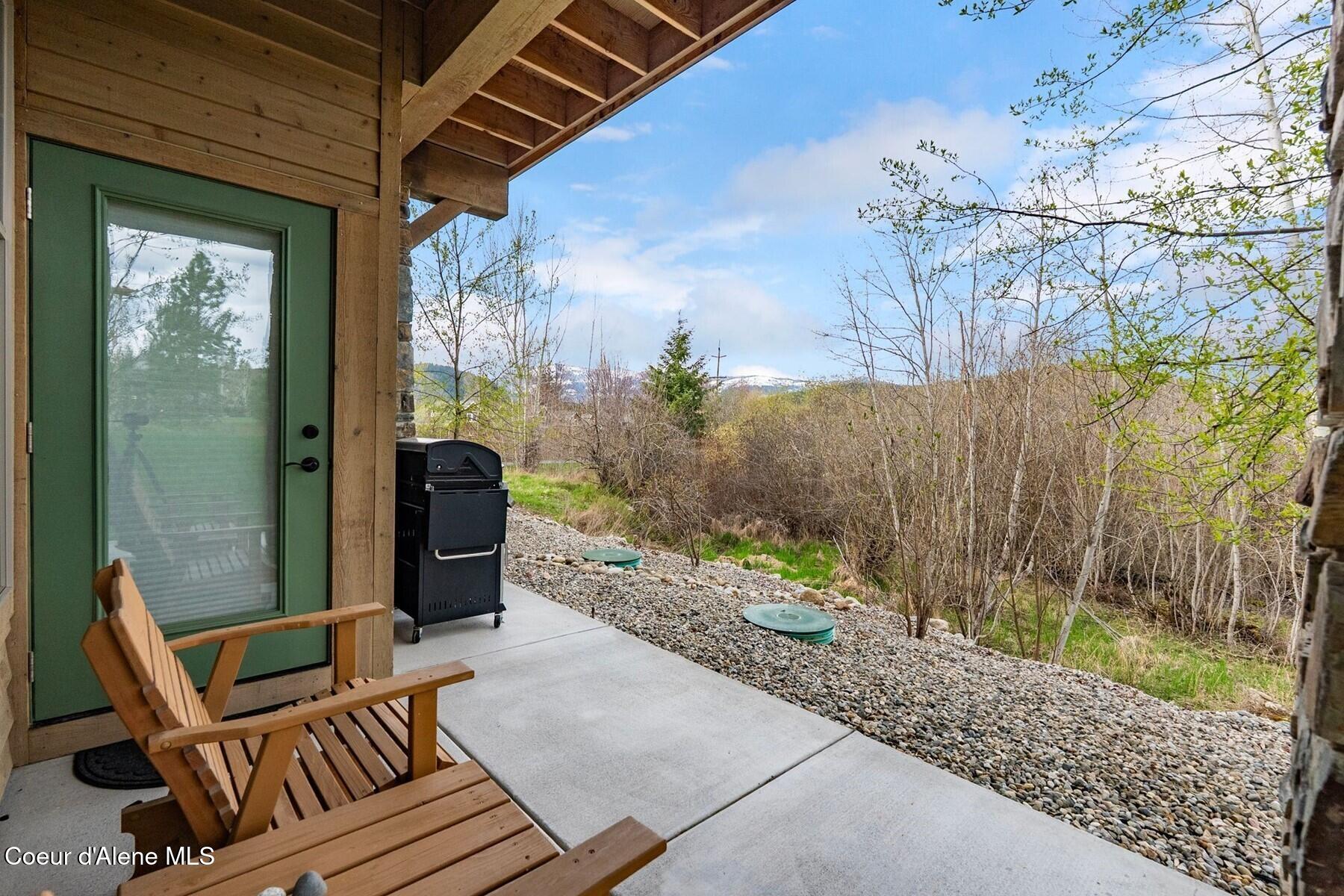 512 Guthrie Place, Unit 701 Dover, ID 83825 - Photo 36 of 40 Porch