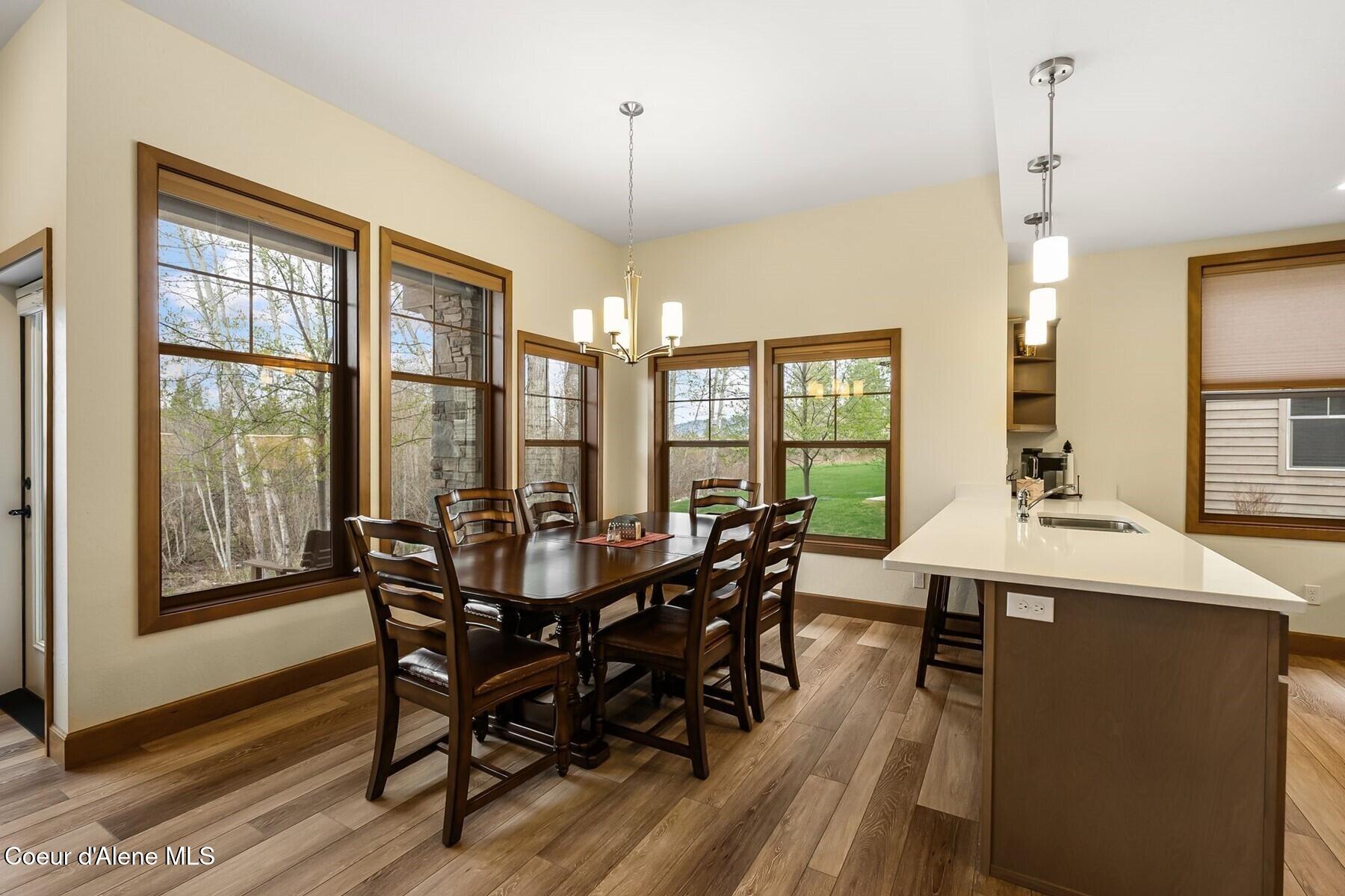 512 Guthrie Place, Unit 701 Dover, ID 83825 - Photo 9 of 40 Dining Room