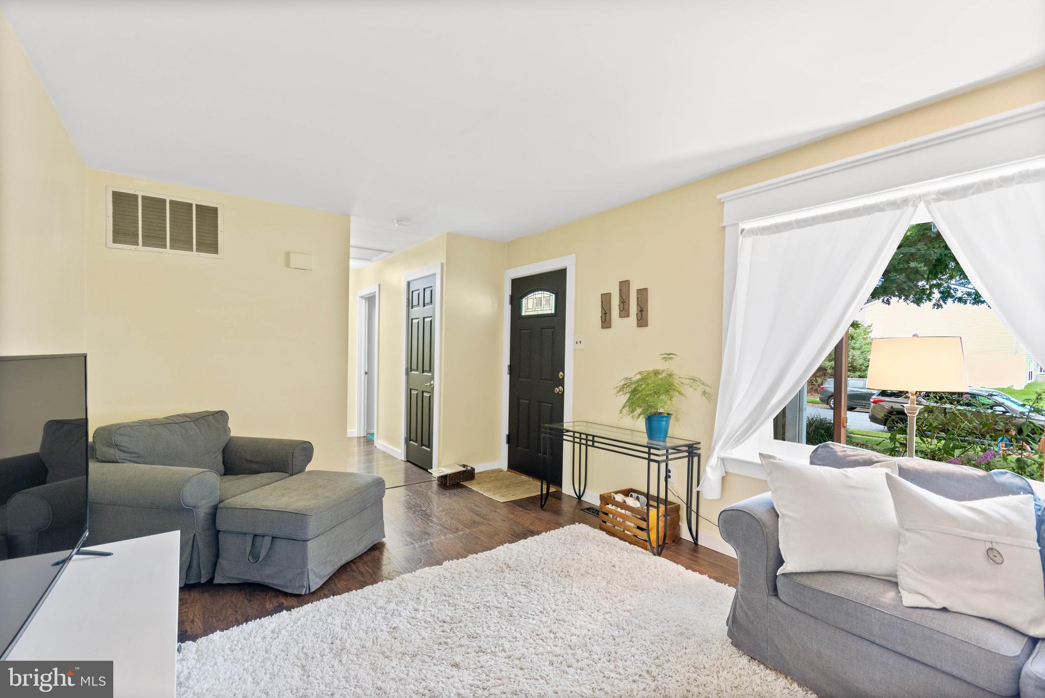 1113 South Beecham Road Williamstown, NJ 08094 - Photo 3 of 26
