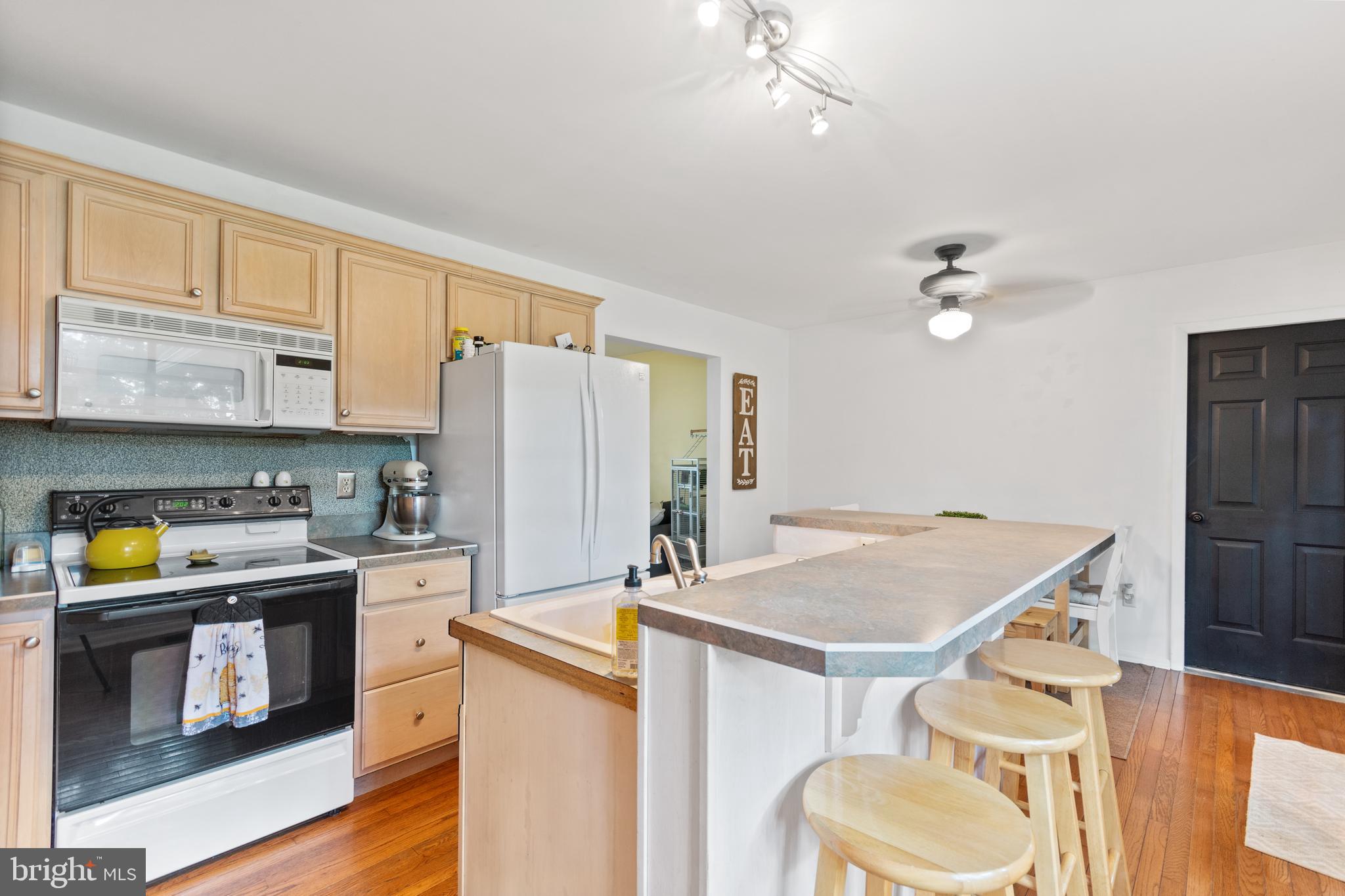 1113 South Beecham Road Williamstown, NJ 08094 - Photo 7 of 26