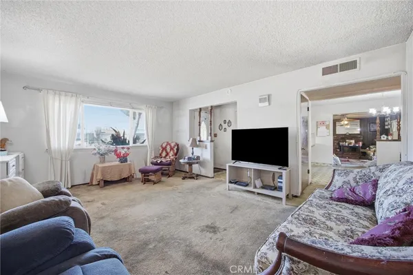 $320,000 | 334 North Argyle Street, Porterville, CA 93257