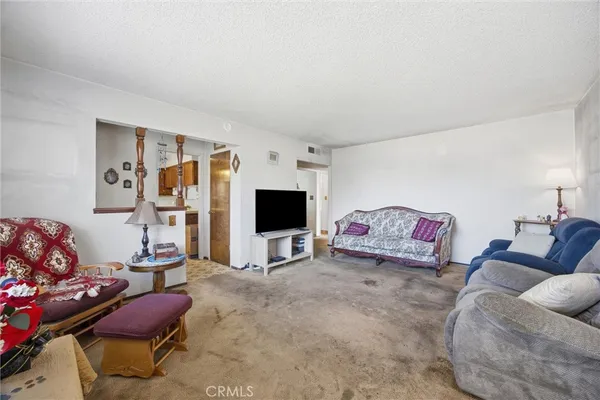 $320,000 | 334 North Argyle Street, Porterville, CA 93257