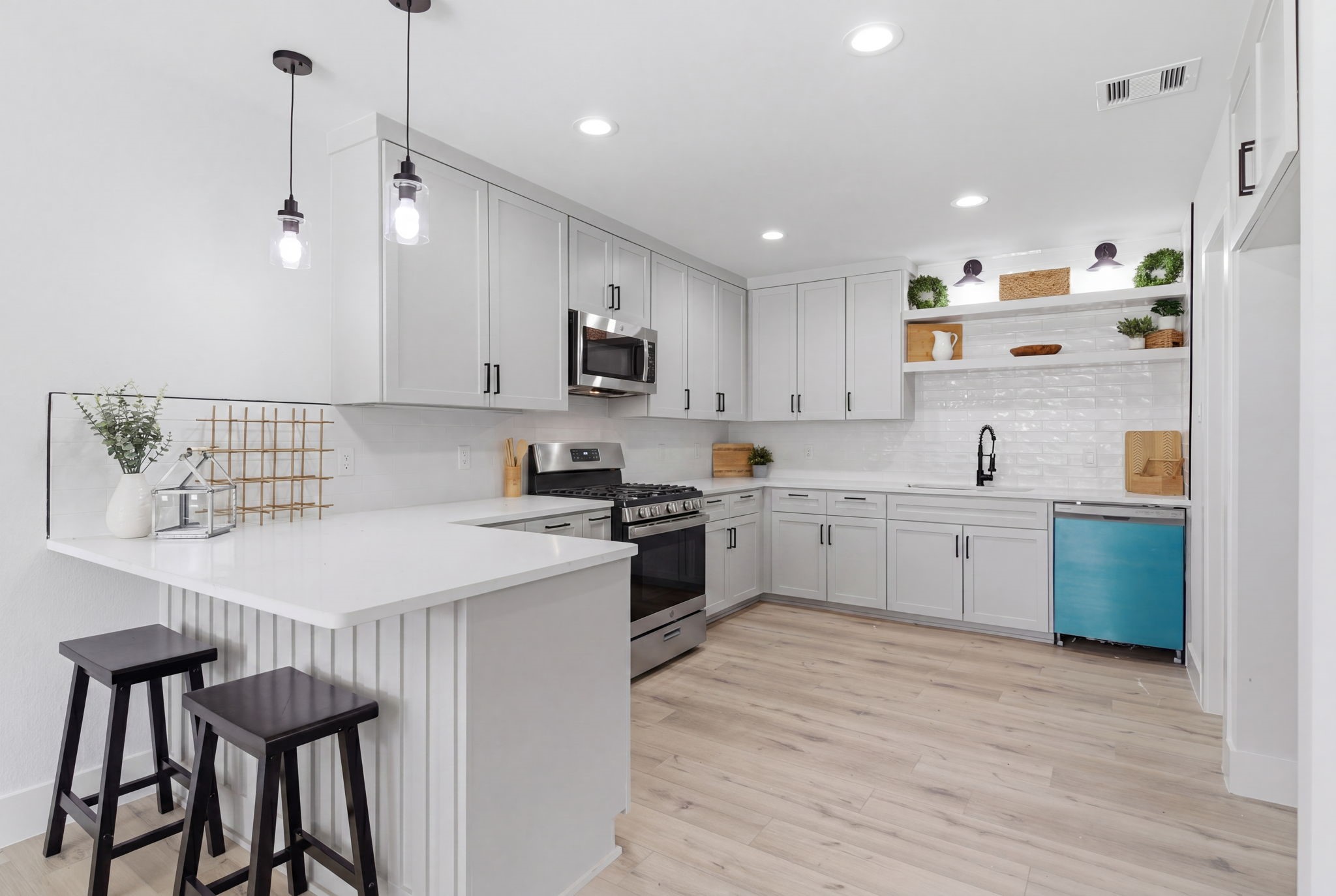 5603 Rue Street Houston, TX 77033 - Photo 10 of 34