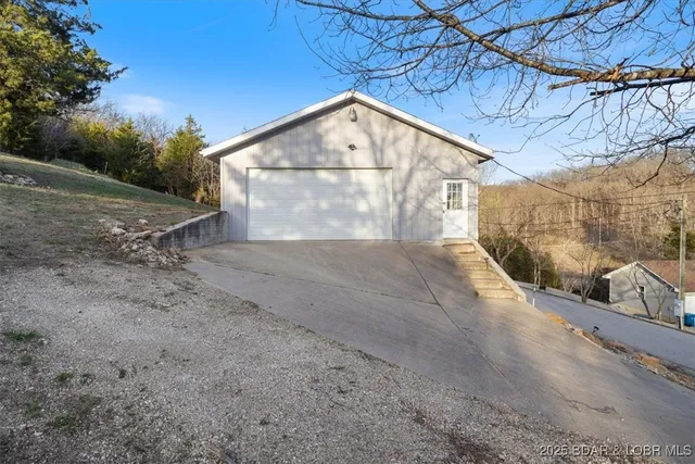 $659,900 | 632 Jet Ski Drive, Sunrise Beach, MO 65079