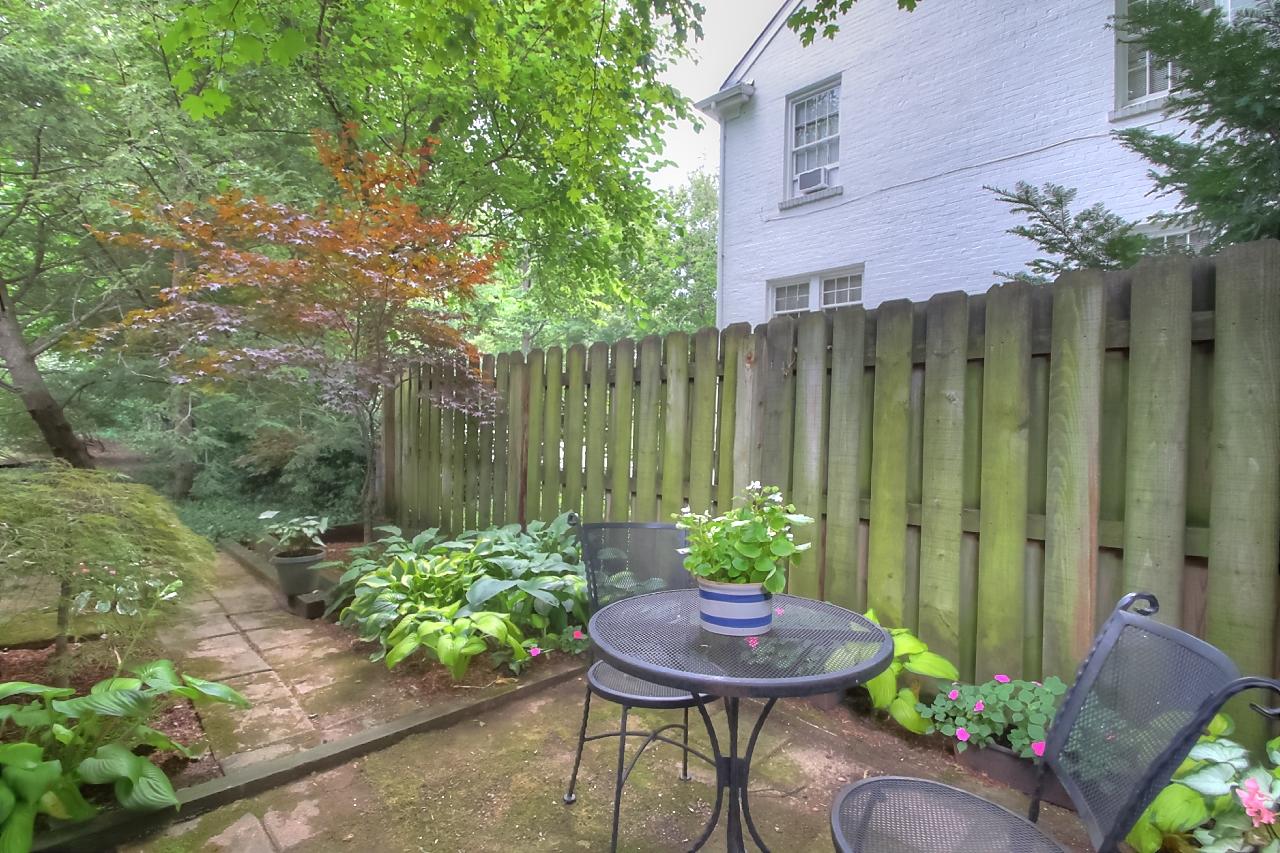 111 Tahoma Road Lexington, KY 40503 - Photo 18 of 45 39