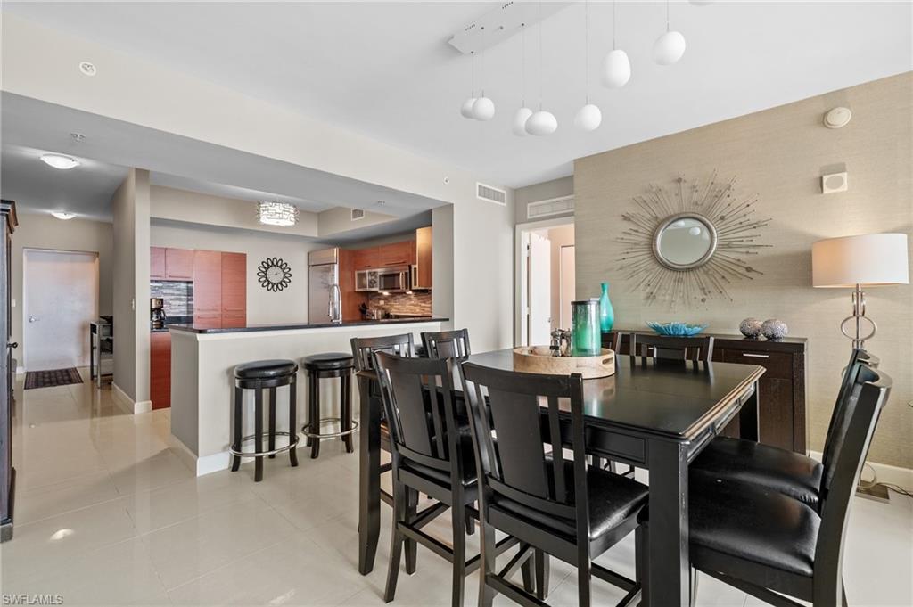 3000 Oasis Grand Boulevard, Unit 2104 Fort Myers, FL 33916 - Photo 11 of 48