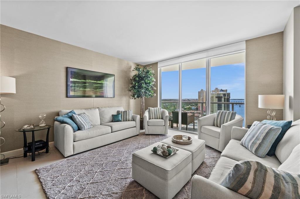 3000 Oasis Grand Boulevard, Unit 2104 Fort Myers, FL 33916 - Photo 14 of 48