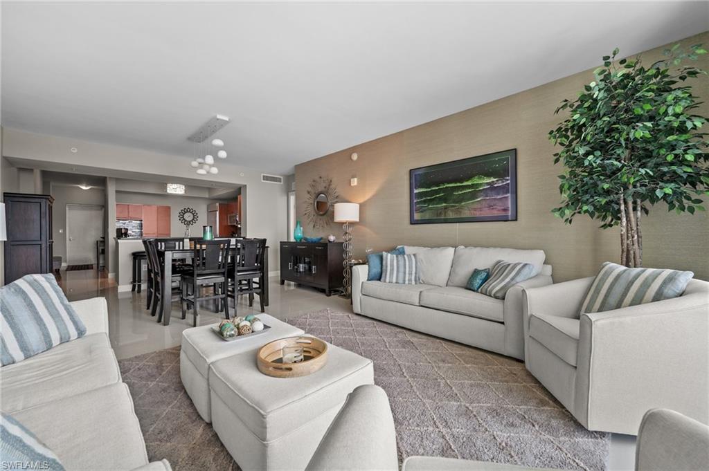 3000 Oasis Grand Boulevard, Unit 2104 Fort Myers, FL 33916 - Photo 15 of 48