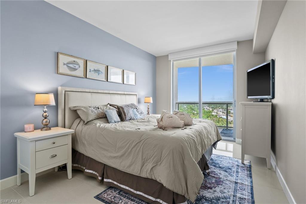 3000 Oasis Grand Boulevard, Unit 2104 Fort Myers, FL 33916 - Photo 18 of 48