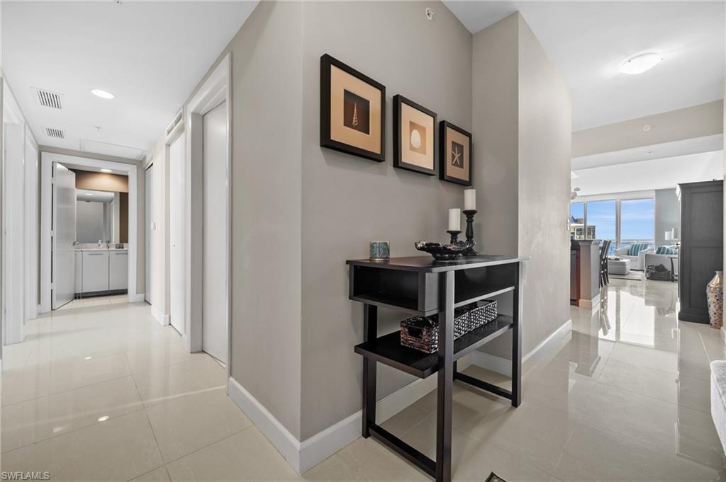 3000 Oasis Grand Boulevard, Unit 2104 Fort Myers, FL 33916 - Photo 2 of 48