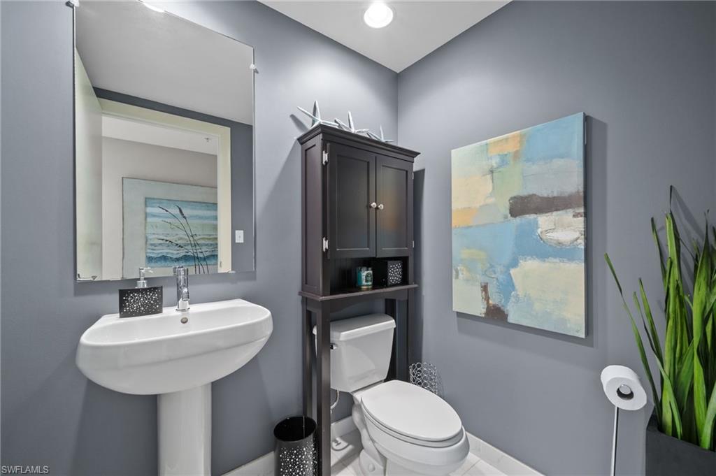 3000 Oasis Grand Boulevard, Unit 2104 Fort Myers, FL 33916 - Photo 25 of 48