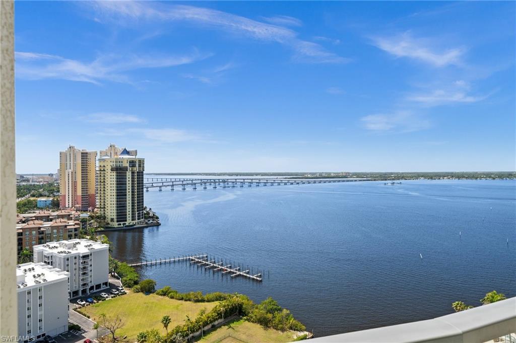 3000 Oasis Grand Boulevard, Unit 2104 Fort Myers, FL 33916 - Photo 28 of 48