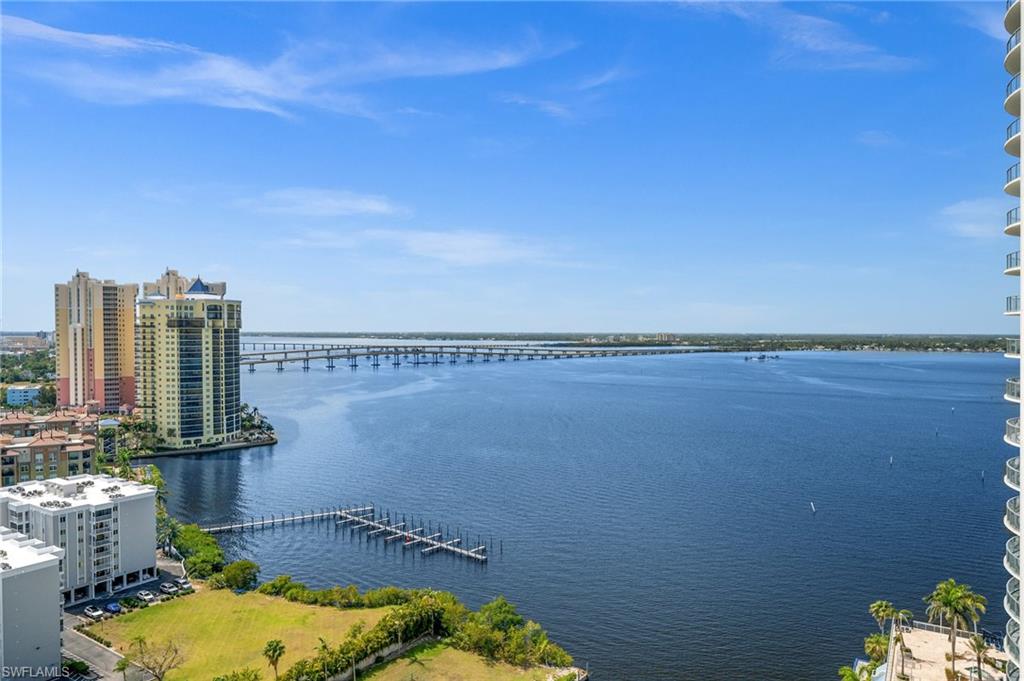 3000 Oasis Grand Boulevard, Unit 2104 Fort Myers, FL 33916 - Photo 37 of 48