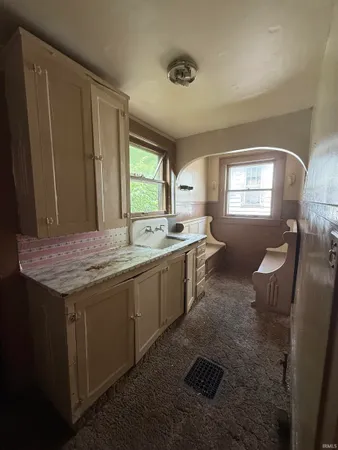 $68,999 | 613 West Spencer Avenue, Marion, IN 46952