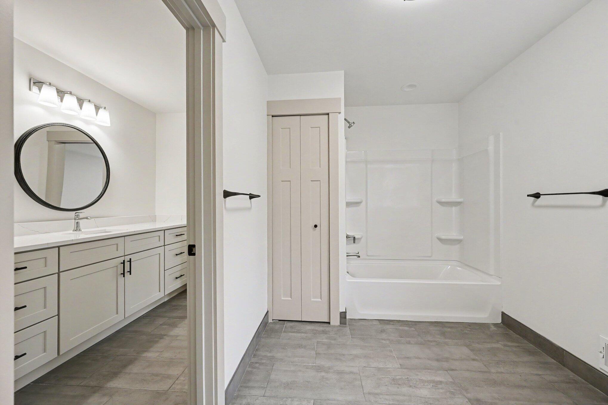 5172 Pratt Road Ann Arbor, MI 48103 - Photo 35 of 49 027_file_5612