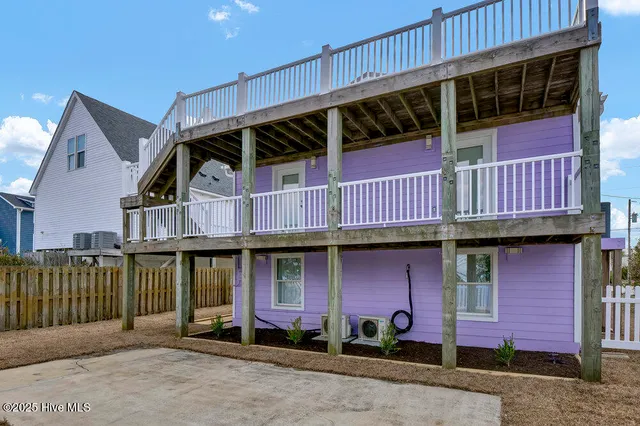 $749,000 | 1207 North Topsail Drive, Surf City, NC 28445