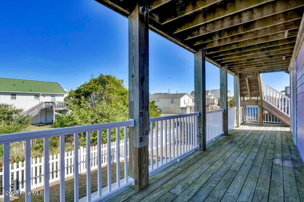 $995,000 | 1207 North Topsail Drive, Surf City, NC 28445