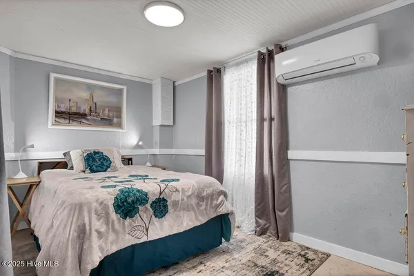 $995,000 | 1207 North Topsail Drive, Surf City, NC 28445
