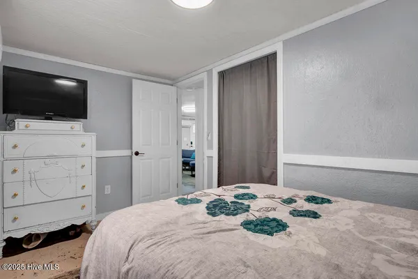 $995,000 | 1207 North Topsail Drive, Surf City, NC 28445