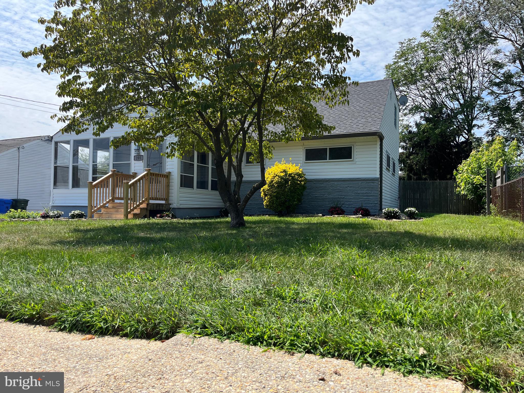 205 Baldwin Road Glassboro, NJ 08028 - Photo 2 of 14