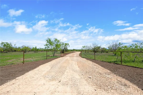 $425,000 | 236 Liberty Hill, Liberty Hill, TX 78642
