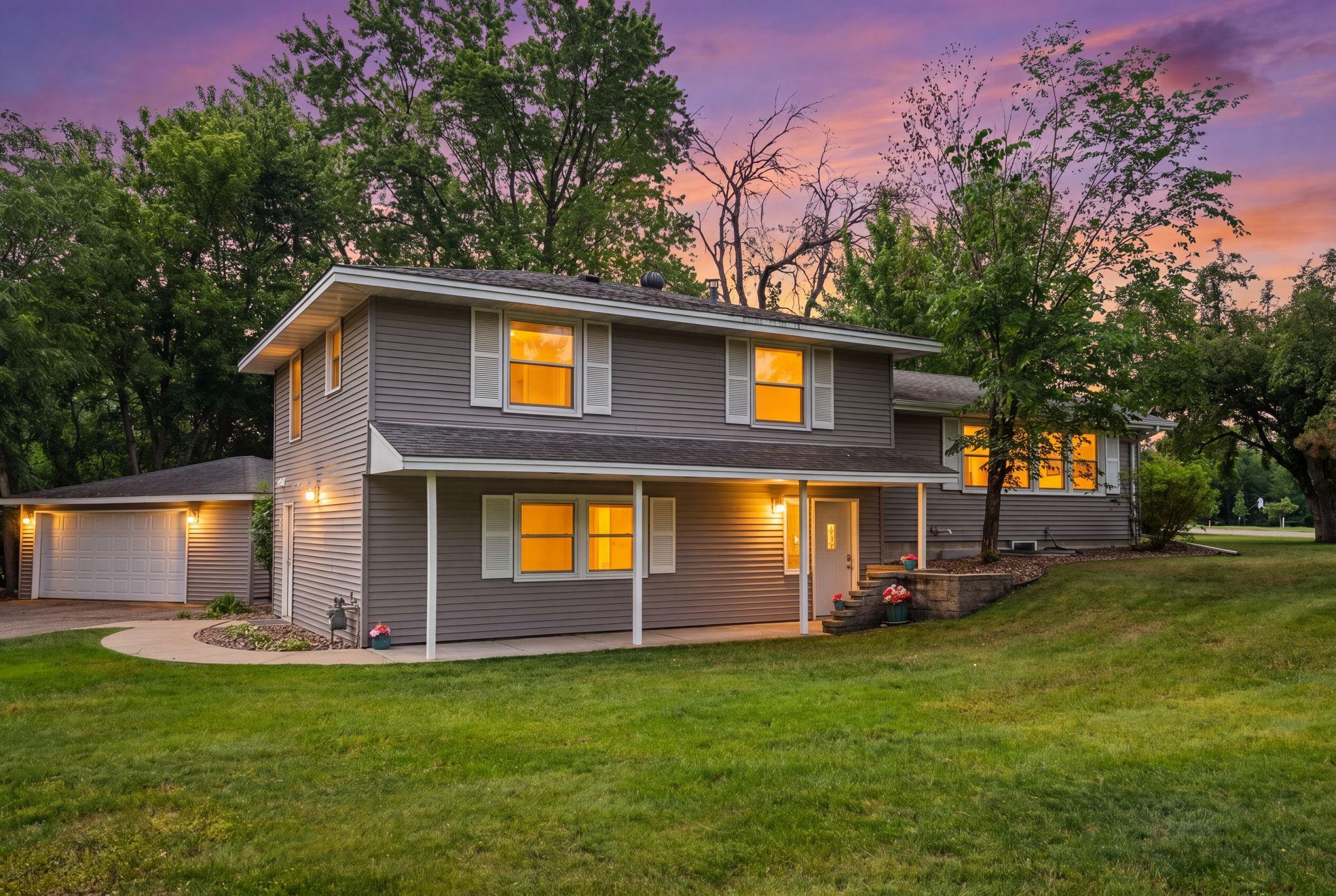 10500 Vessey Road Bloomington, MN 55437 - Photo 1 of 45 Gallery Image 1