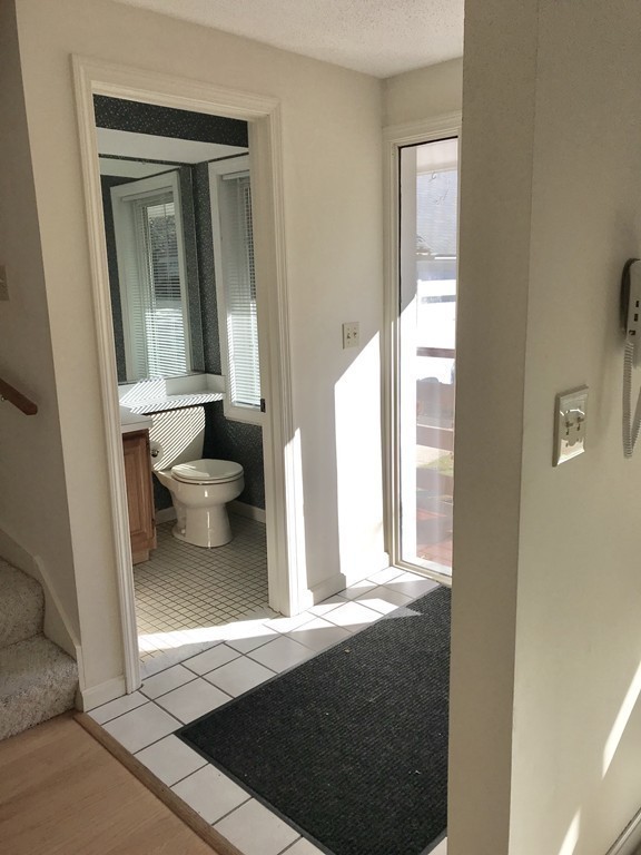 91 Stone Ridge Road, Unit 91 Franklin, MA 02038 - Photo 4 of 19 Gallery Image 4