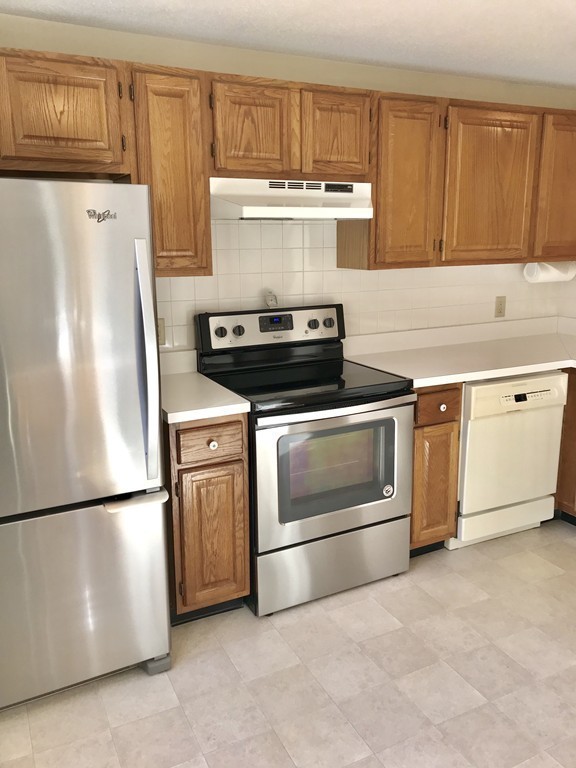 91 Stone Ridge Road, Unit 91 Franklin, MA 02038 - Photo 5 of 19 Gallery Image 5