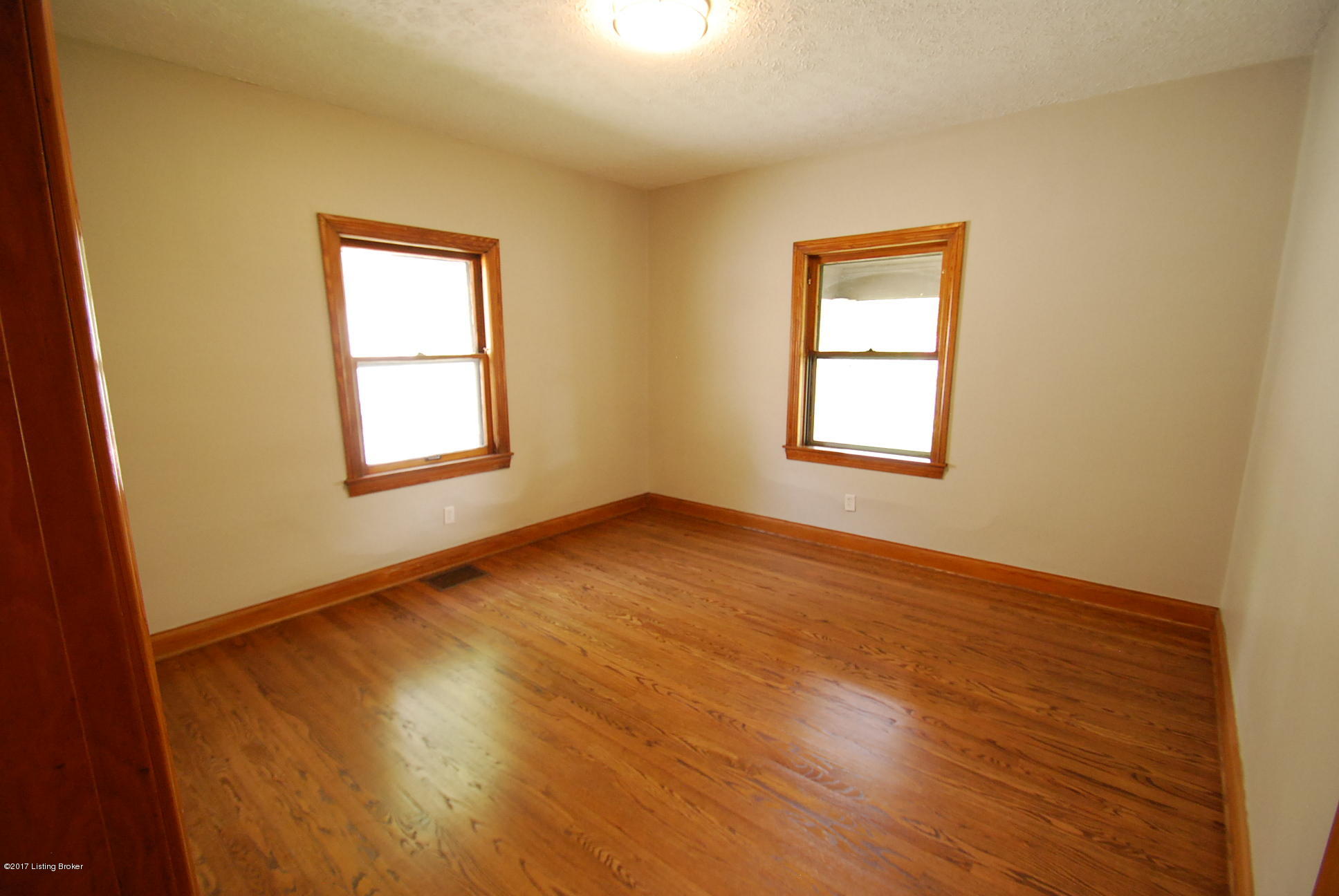 622 Country Club Road Louisville, KY 40206 - Photo 12 of 25 BR 1