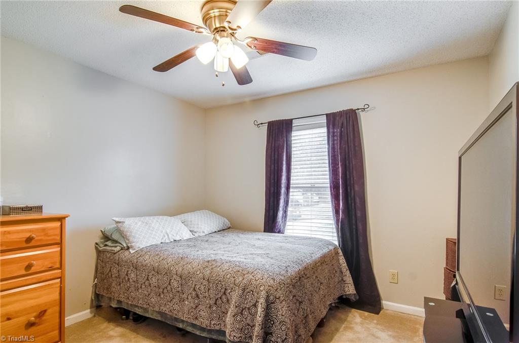 537 Apple Ridge Road Greensboro, NC 27406 - Photo 20 of 25 Gallery Image 20