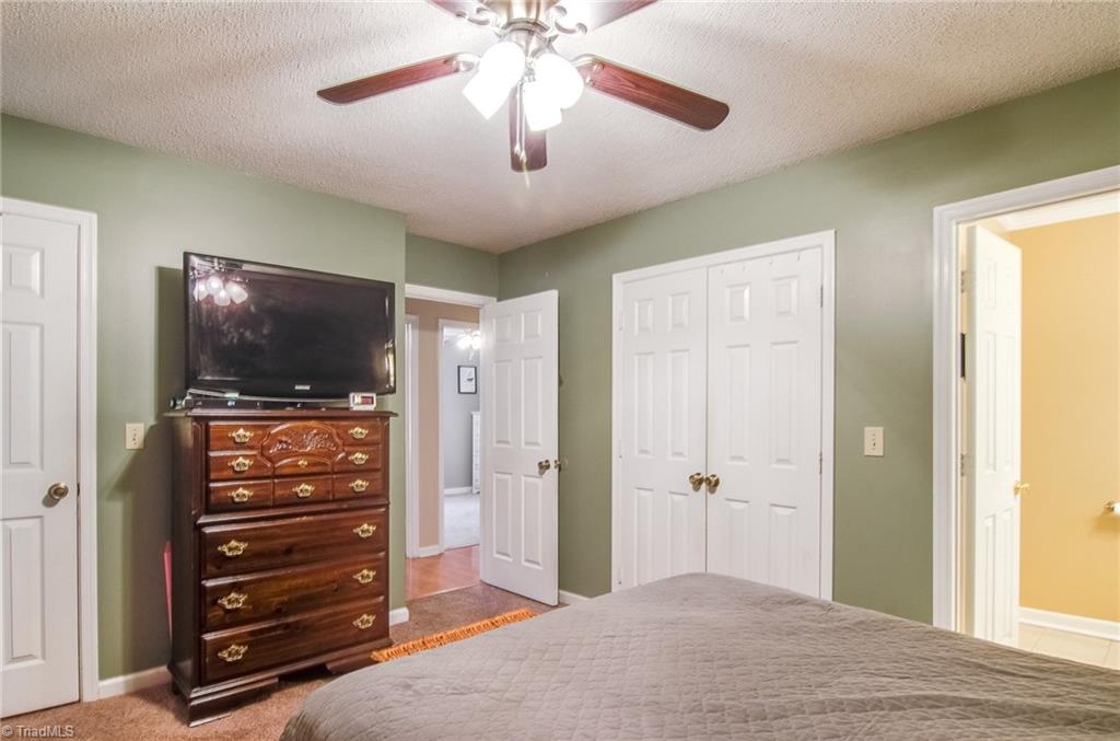 537 Apple Ridge Road Greensboro, NC 27406 - Photo 23 of 25 Gallery Image 23