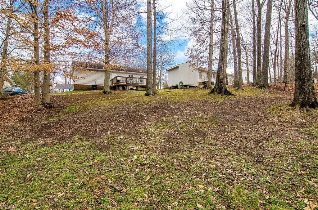 537 Apple Ridge Road Greensboro, NC 27406 - Photo 5 of 25 Gallery Image 5