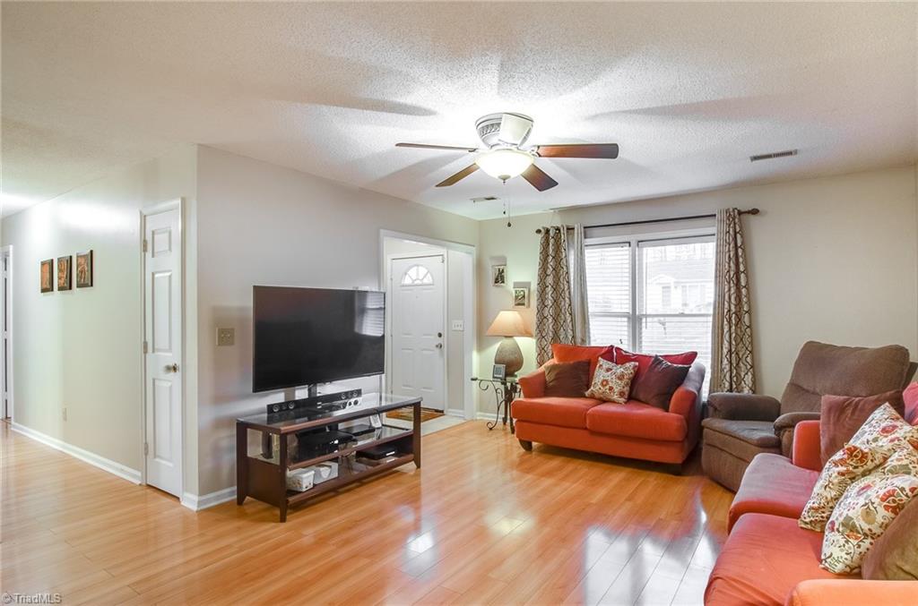 537 Apple Ridge Road Greensboro, NC 27406 - Photo 7 of 25 Gallery Image 7