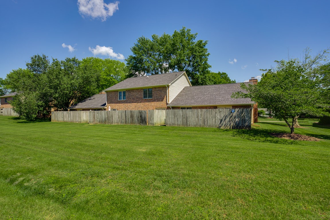 711 Kent Road Nashville, TN 37214 - Photo 31 of 31 a front view of house with yard and green space