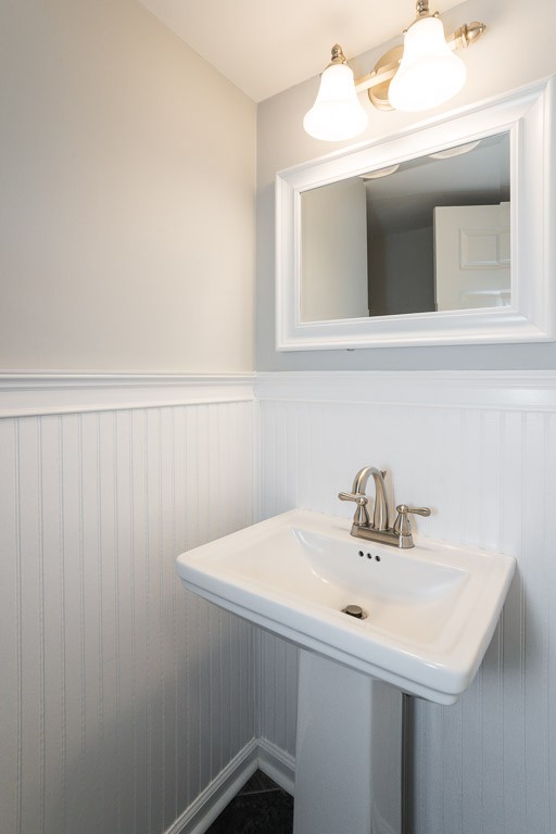 711 Kent Road Nashville, TN 37214 - Photo 9 of 31 a bathroom with a sink and a mirror
