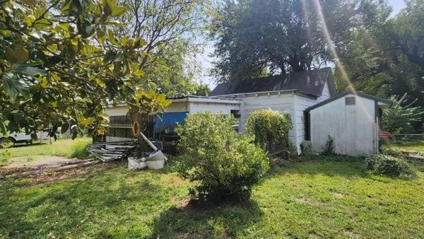 $65,000 | 803 West Country Road, Columbus, KS 66725