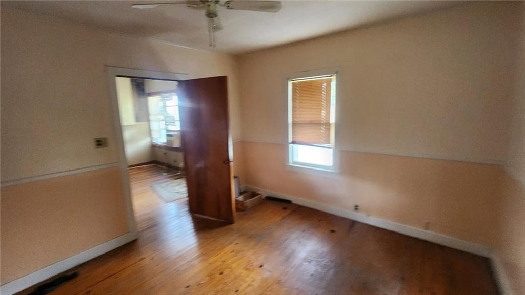 803 West Country Road Columbus, KS 66725 - Photo 7 of 17