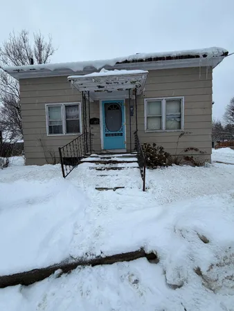 $300,000 | 20 13th Street, Bangor, ME 04401