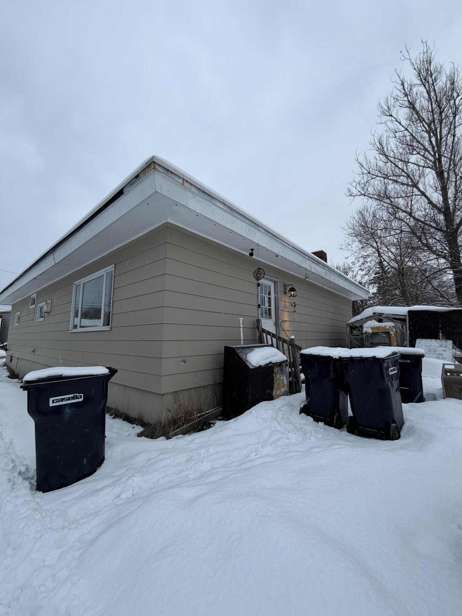 20 13th Street Bangor, ME 04401 - Photo 2 of 24 IMG_2596