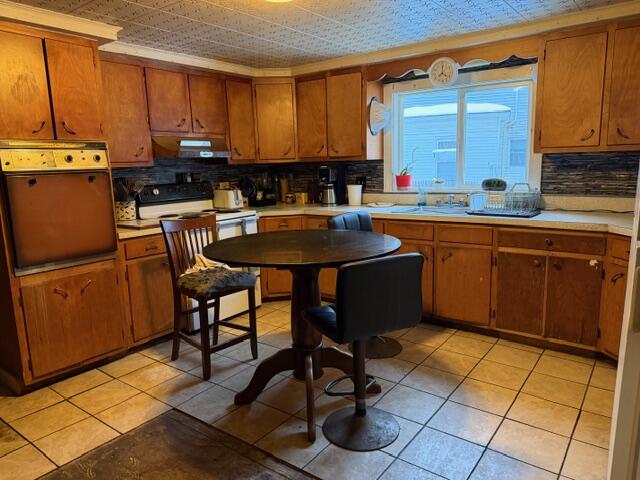 20 13th Street Bangor, ME 04401 - Photo 10 of 24 IMG_2582