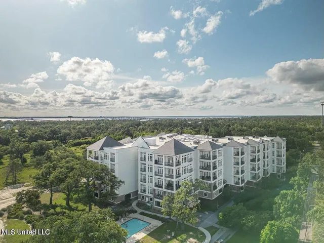$475,000 | 1100 West Beach Boulevard, Unit 311, Pass Christian, MS 39571