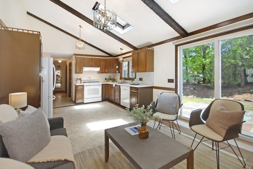 265 Moss Hill Road Boston, MA 02130 - Photo 23 of 35 Gallery Image 23