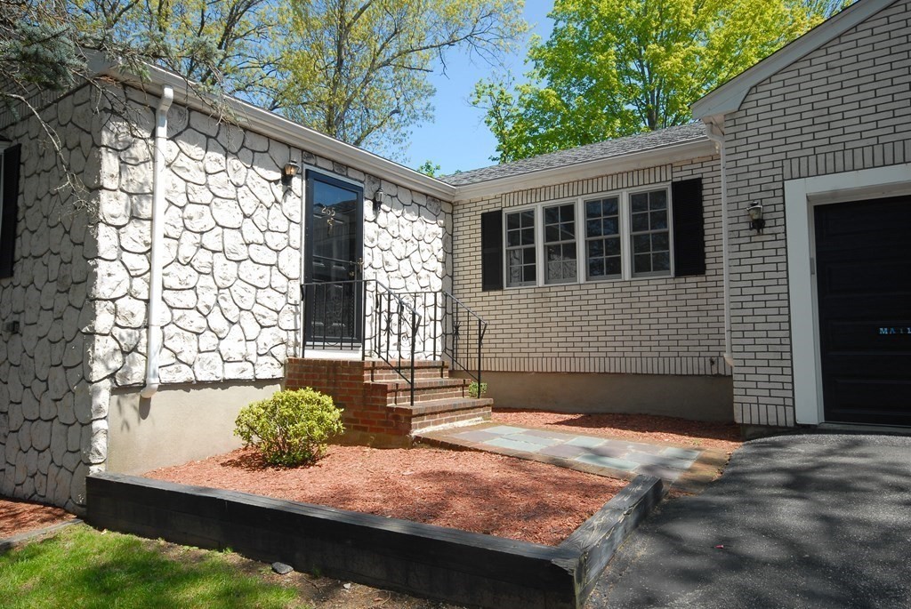 265 Moss Hill Road Boston, MA 02130 - Photo 3 of 35 Gallery Image 3