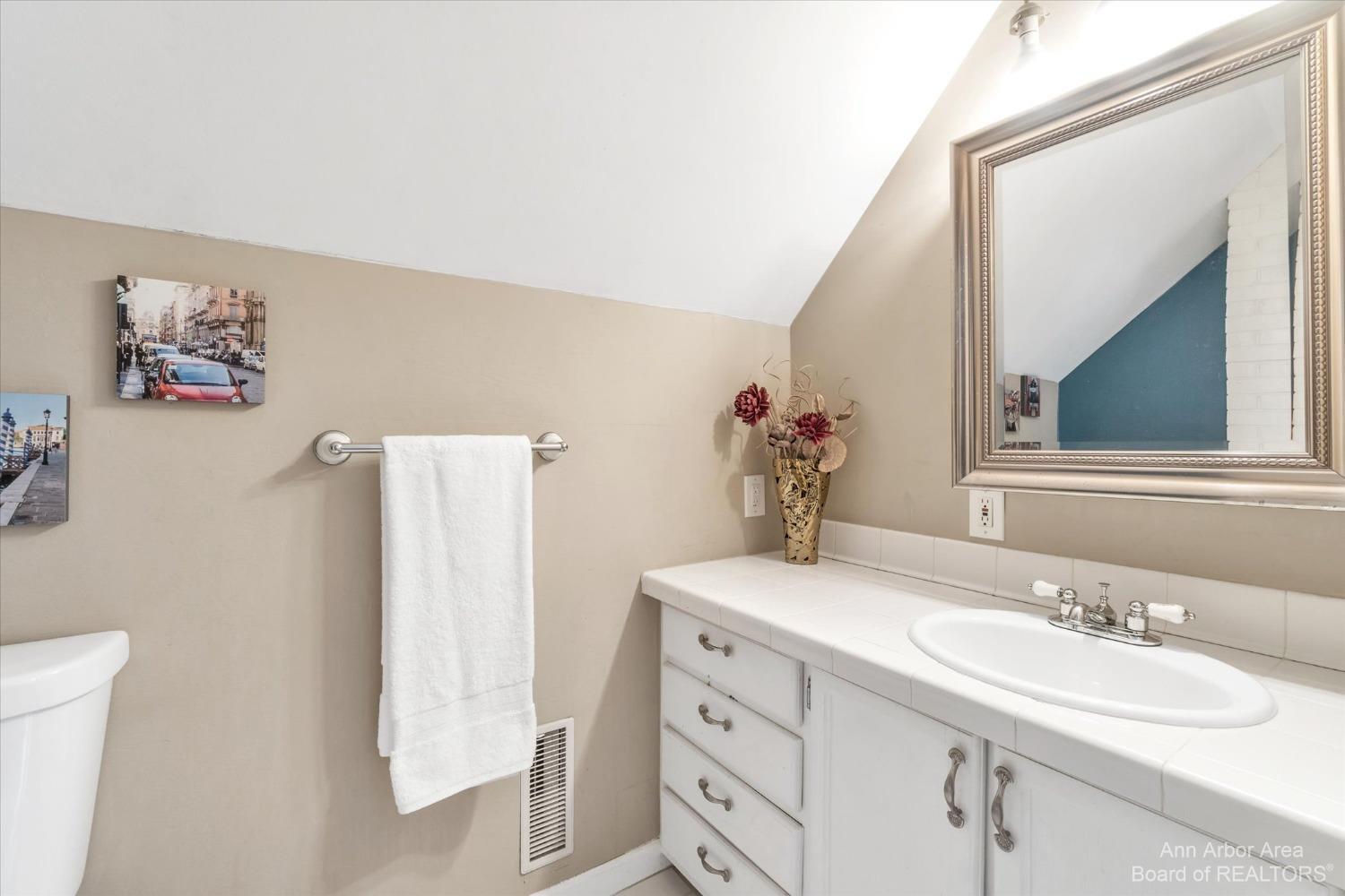 516 West Webster Road Royal Oak, MI 48073 - Photo 30 of 46 Photo 30