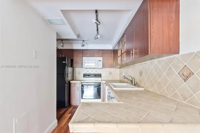 $2,175 | 14250 Southwest 62nd Street, Unit 118, Miami, FL 33183