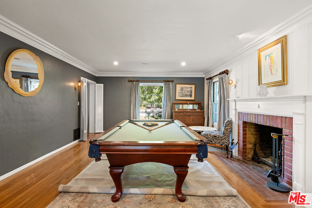 2186 San Pasqual Street Pasadena, CA 91107 - Photo 5 of 29 a room with pool table and window