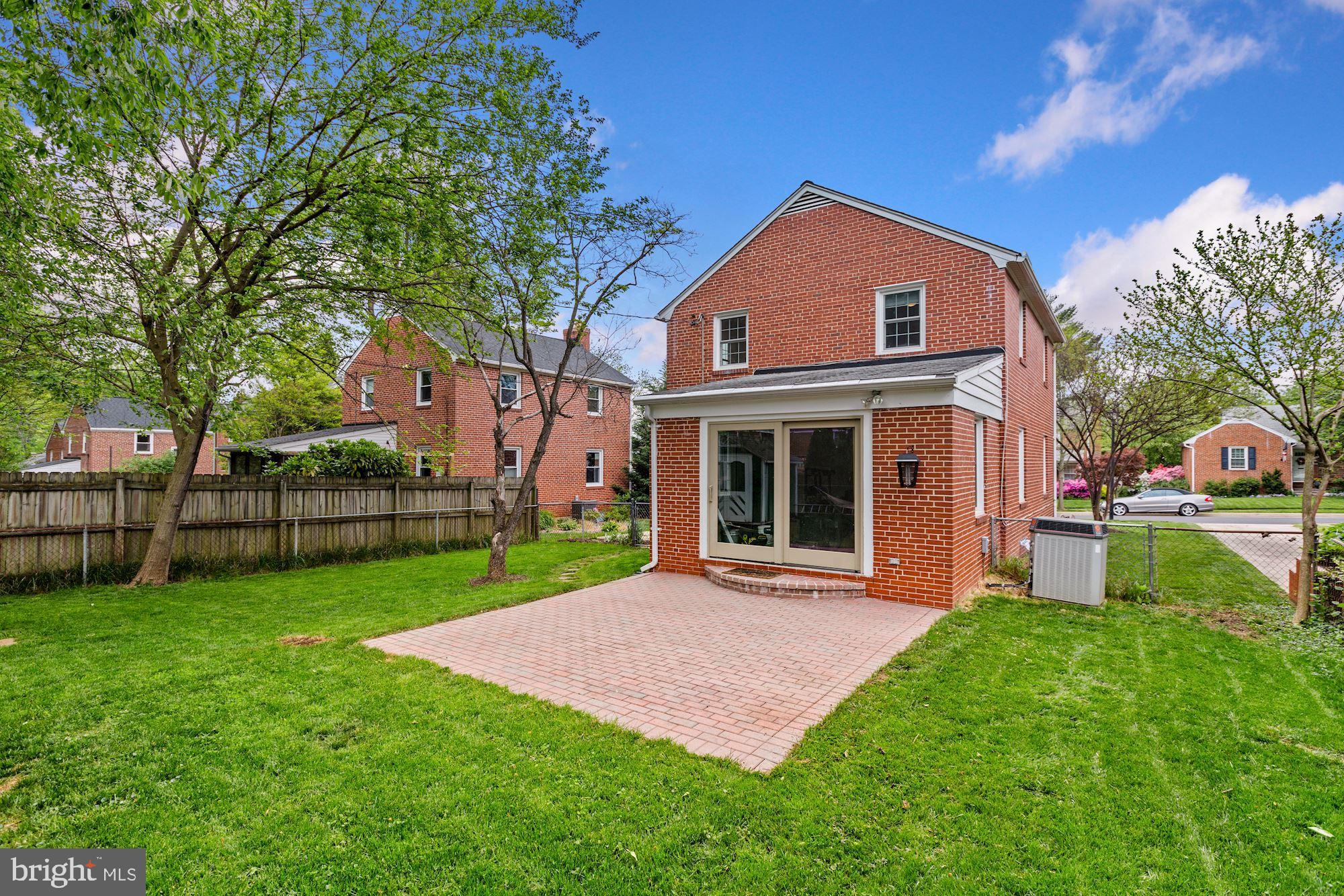 20 Dunmore Road Baltimore, MD 21228 - Photo 25 of 27 Rear Patio Off Sunroom