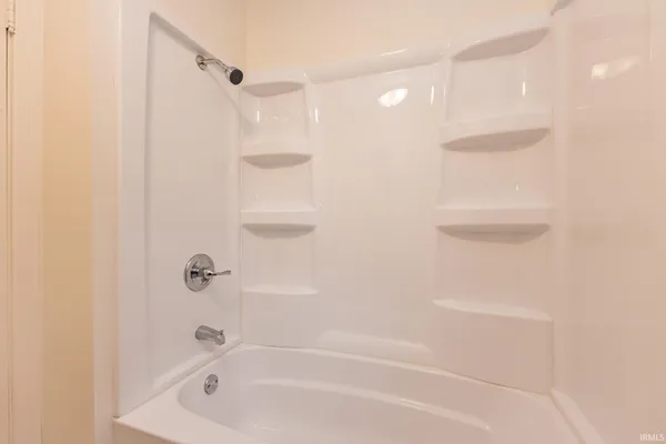 $1,450 | 4545 Calumet Avenue, Fort Wayne, IN 46806