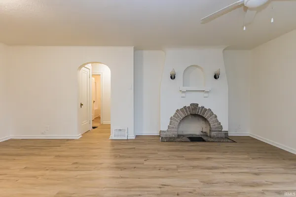 $1,450 | 4545 Calumet Avenue, Fort Wayne, IN 46806